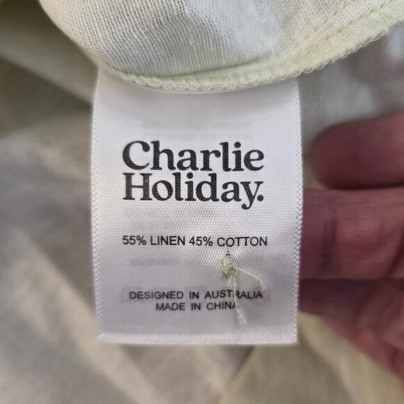 🔴 Charlie Holiday Shirt Linen Blend Womens Small Green Casual Oversized Floral - Picture 9 of 16